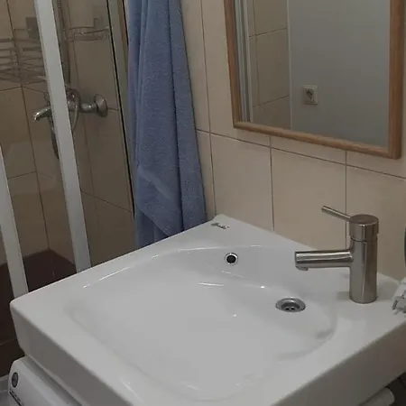 Apartcentral *